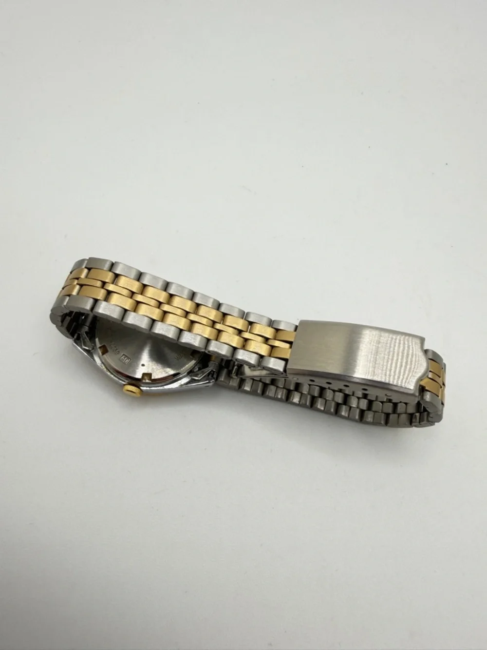 Vintage Lorus Seiko Ladies Disney/Mickey Mouse‎ two tone stainless steel watch!
